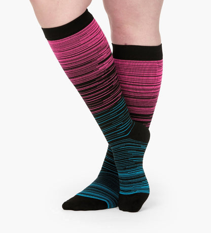 Everstride™ Advanced Wide Compression Socks For Pain Relief (Stripes) - L / Pink, Blue