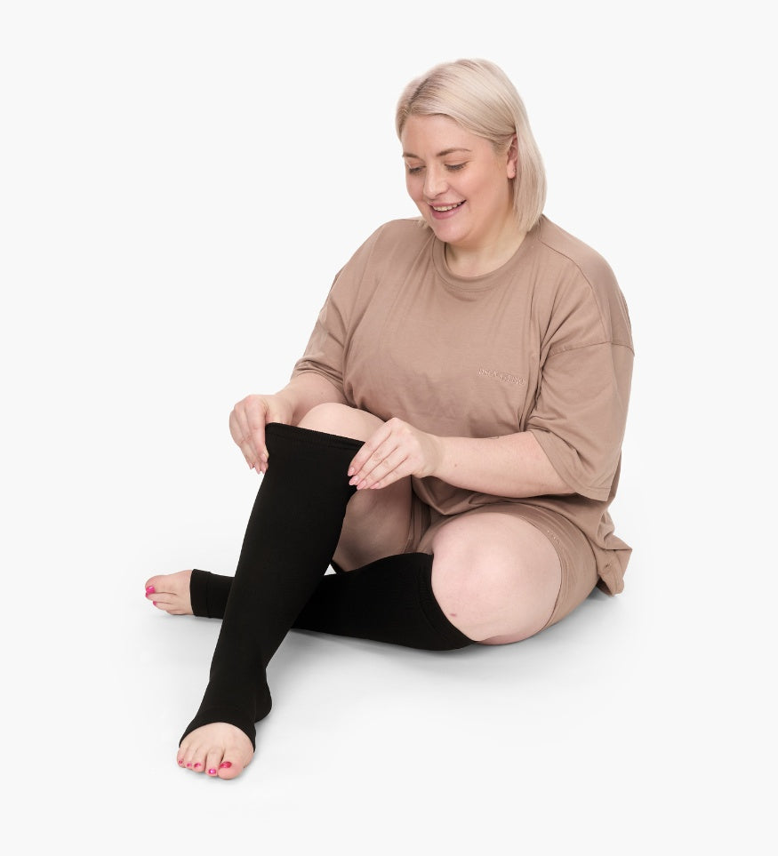 New! Everstride™ Toeless Wide Compression Socks For Pain Relief